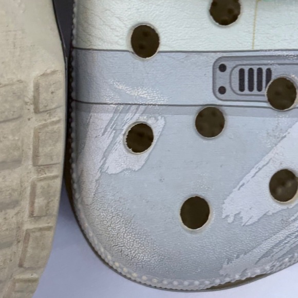 Crocs Star Wars The Mandalorian Grogu Baby Yoda Clogs Tan Grey‎ Mens 9 Womens 11 main image 9